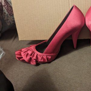 Pink pumps